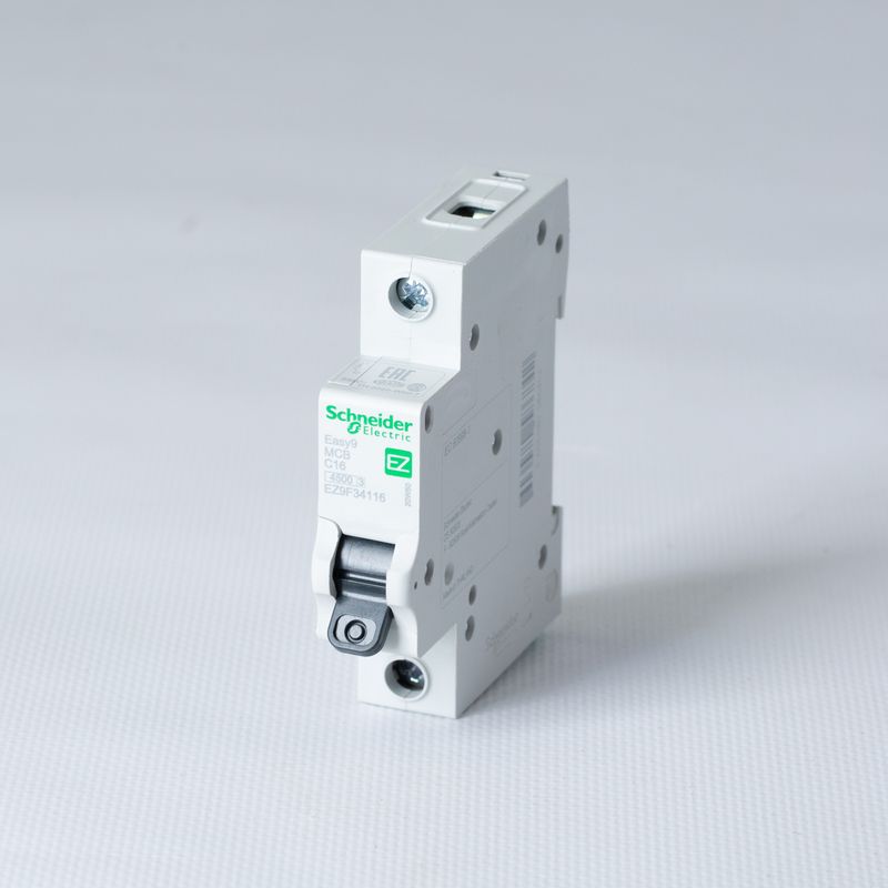 фото Выключатель автоматический модульный 1п c 25а 4,5ка easy 9 sche ez9f34125 schneider electric